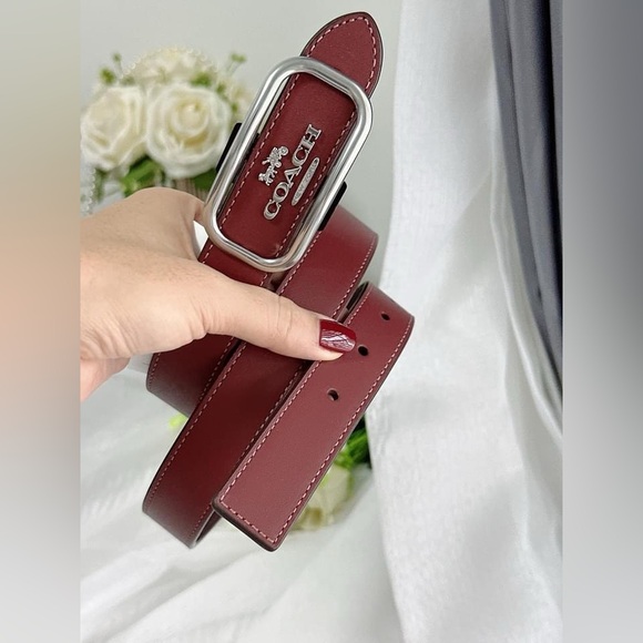 NWT COACH Women Morgan Rectangle Buckle Belt, 25 Mm - Leather / size L - Picture 1 of 6